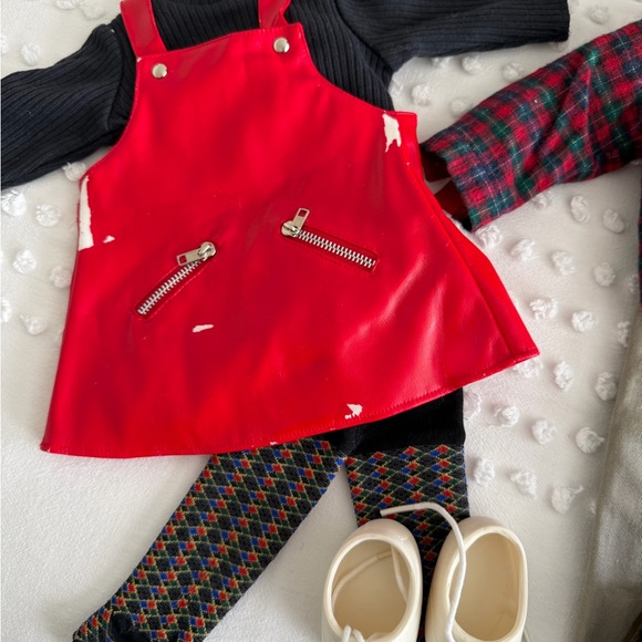 Vintage American Girl Doll with Accessories - Picture 4 of 5